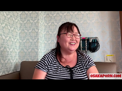 ❤️ Mama japoneză grasă își arată sânii uriași și se bucură de o jucărie sexuală. O mamă asiatică de 51 de ani vorbește despre experiența ei sexuală. Yukiko 1 OSAKAPORN milf grasă. ️ at us ro.ixiporn-com.ru ❤